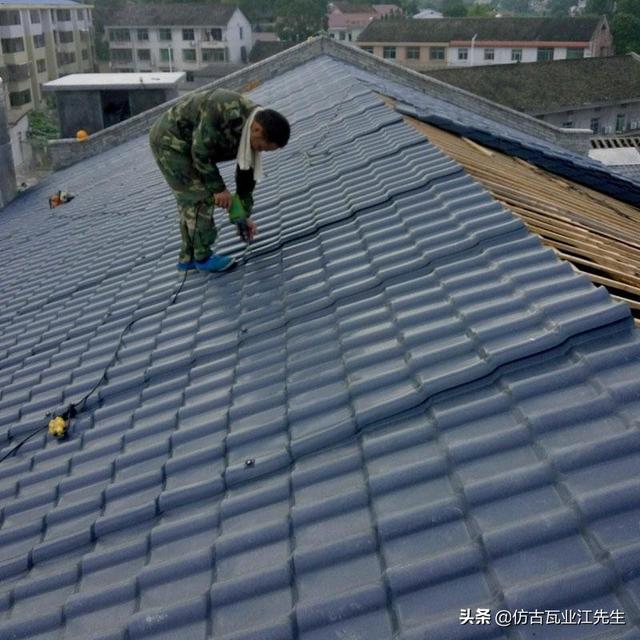 導(dǎo)讀：農(nóng)村蓋房用樹脂瓦適合嗎？聽完行家的分析，恍然大悟