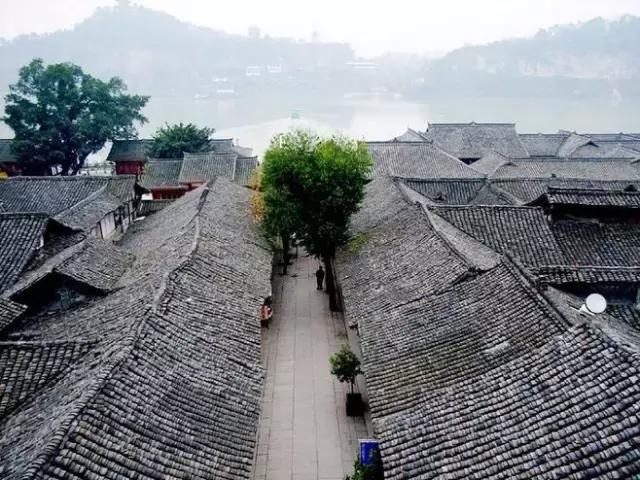 青瓦灰墻，高瓴飛檐，處處消磨時光