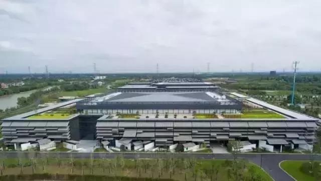 青瓦灰墻，高瓴飛檐，處處消磨時光